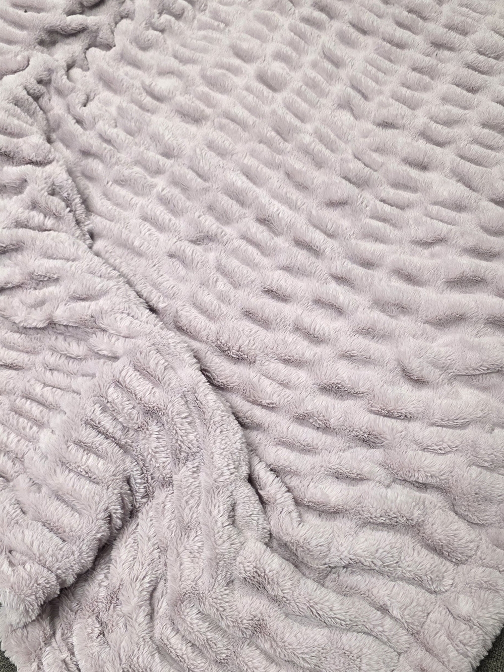 Plush Textured Throw Blanket in Light Lavender